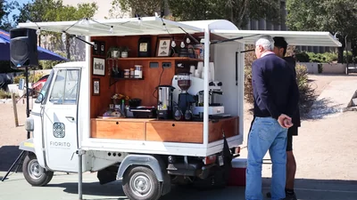 Sociedad gastronomica carrillo limitada — Barras Móviles en Viña del Mar — Imagen 1