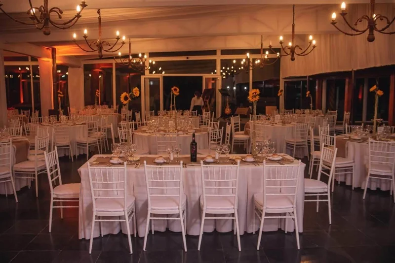 Parque y Casa de Eventos Las Secoyas