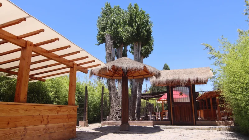 Parque y Casa de Eventos Las Secoyas
