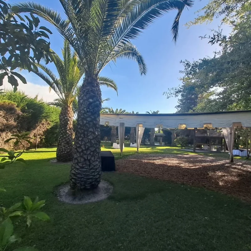 Parque y Casa de Eventos Las Secoyas