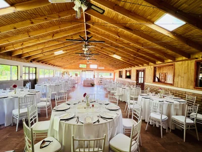 Centro de Eventos — Imagen 1