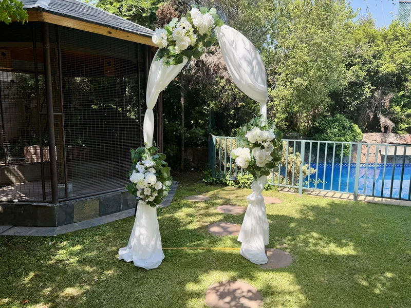 Arco White Garden