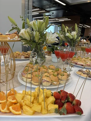 Bistró Express SPA — Banquetería — Imagen 1