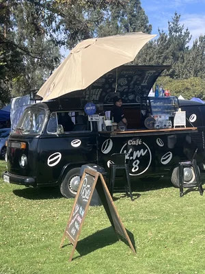 Cafetería Km8 SpA — Food Truck — Imagen 1