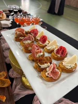 Basilic Banqueteria — Banquetería en Los Ángeles — Imagen 1