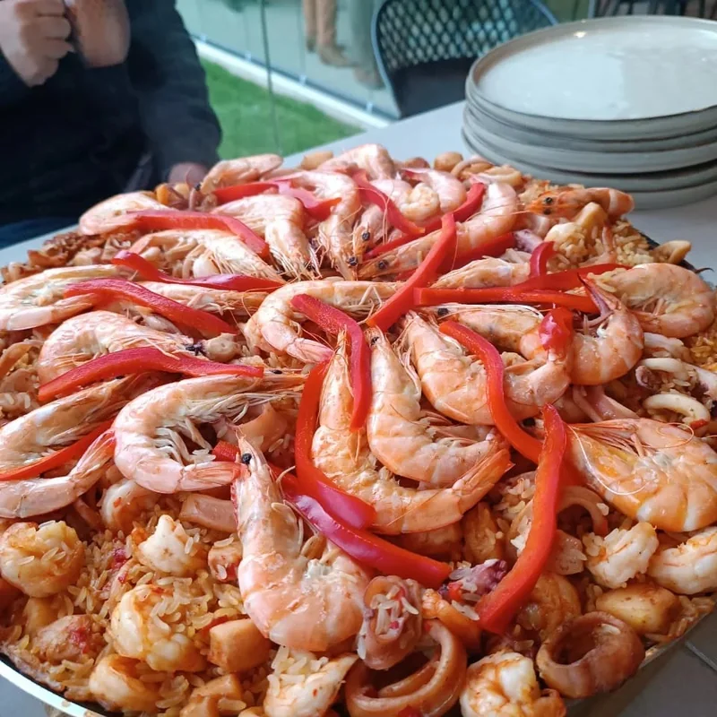 Paella con chef en casa