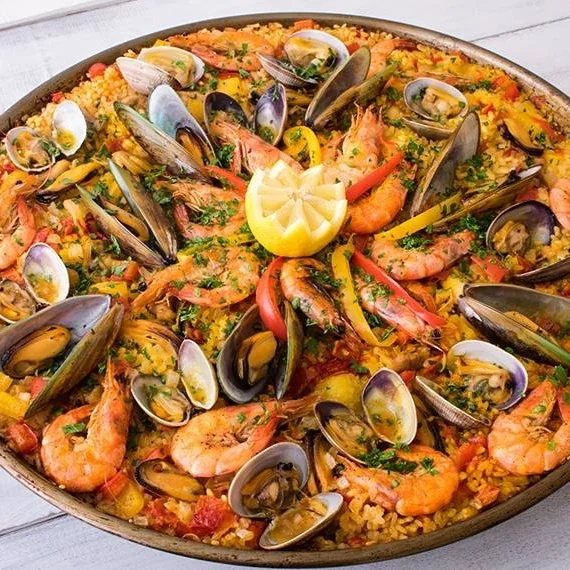 Paella con chef en casa