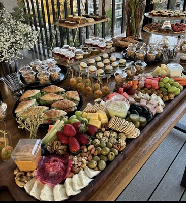 Productora de eventos Alinka Spa — Banquetería en Chicureo — Imagen 1