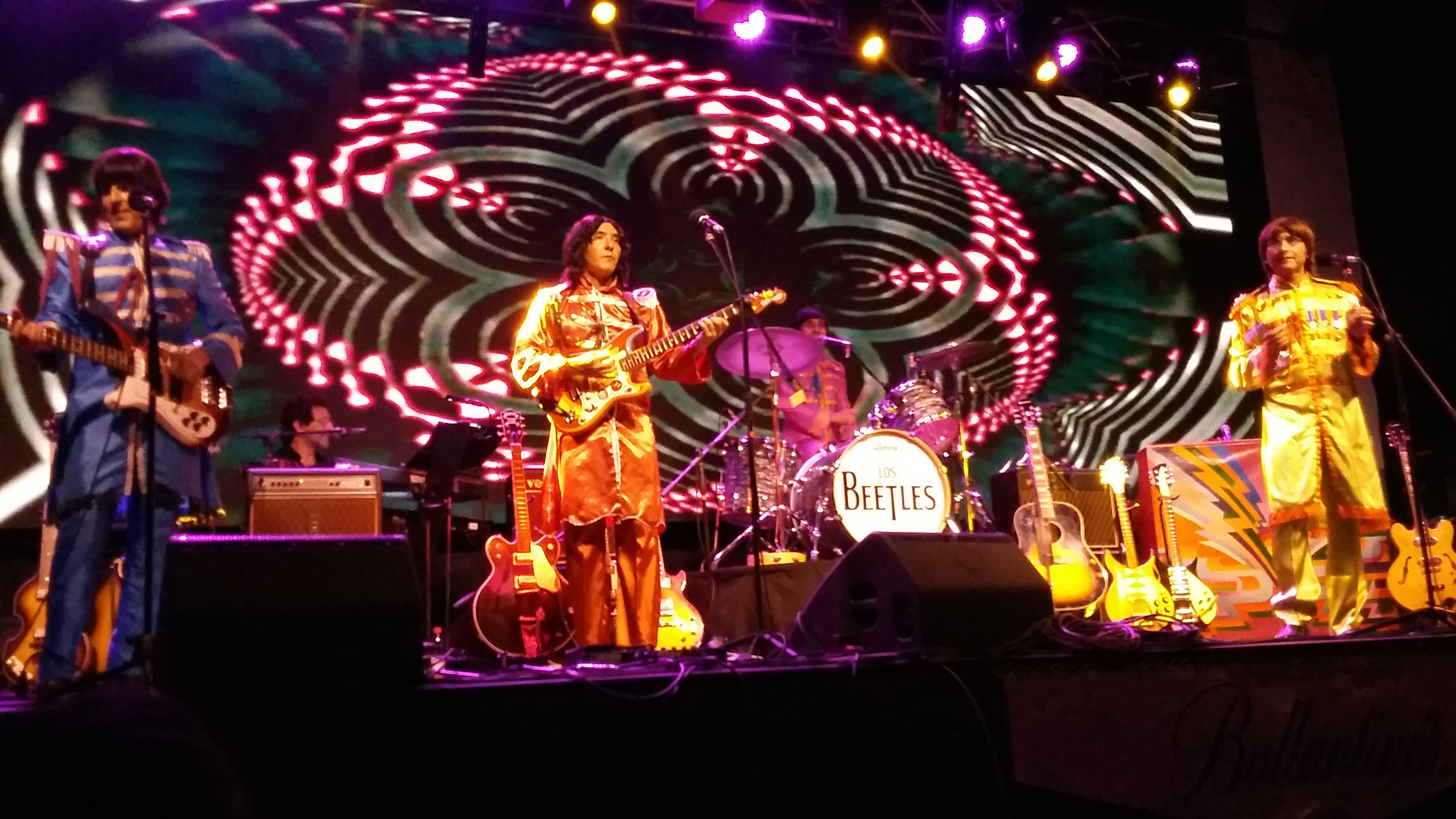 Los Beetles con 2e - Imagen 3