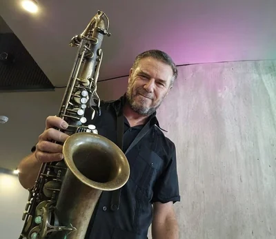 Leo Arias — Música en Vivo — Imagen 1