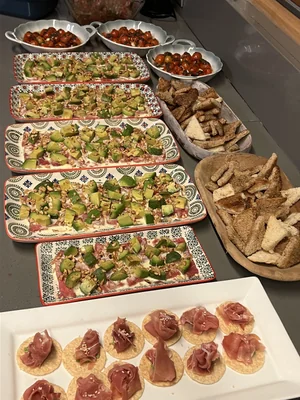 Dannae Pérez — Banquetería en Buin — Imagen 1