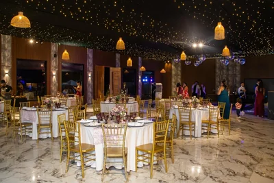 Centro de eventos — Imagen 1