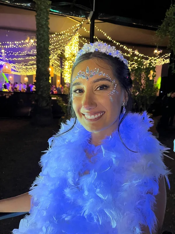 MAKEUP GLITTER Y FLÚOR