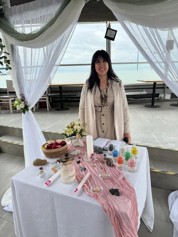 Karla Ramos - Guía de Ceremonias