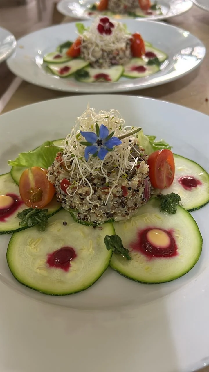 Servicio con todo incluido, banqueteria, decoracion, salon, dj, bar abierto