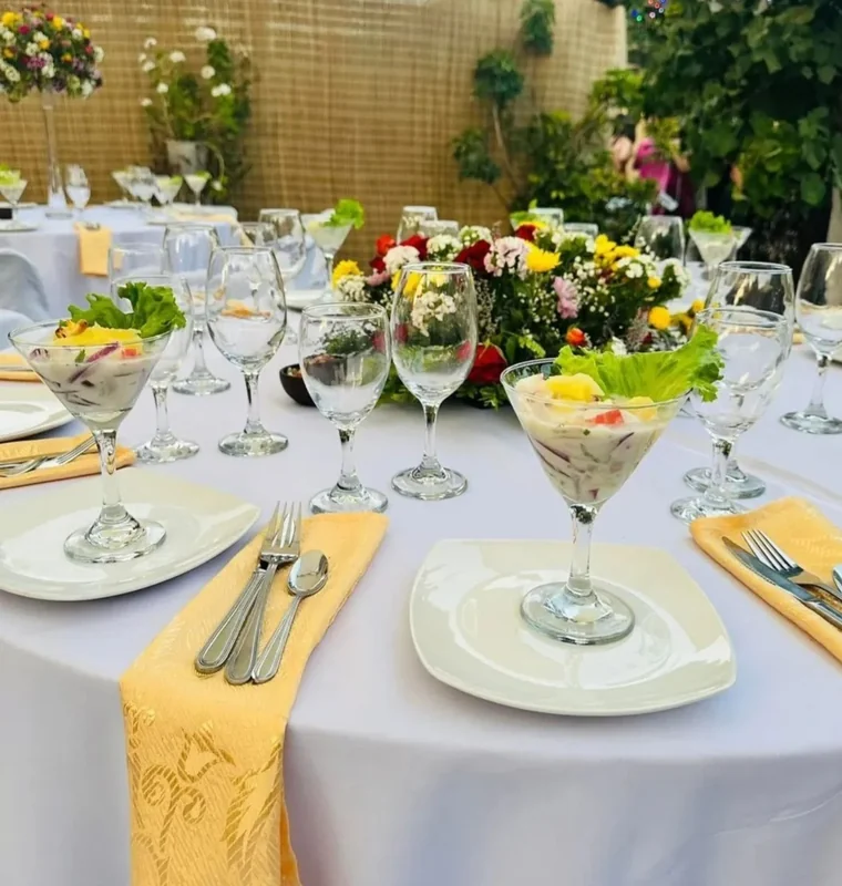 Eventos premium arriendo de vajilla Baccelliere