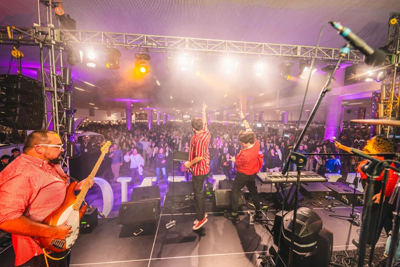 Puerto Groove Showband