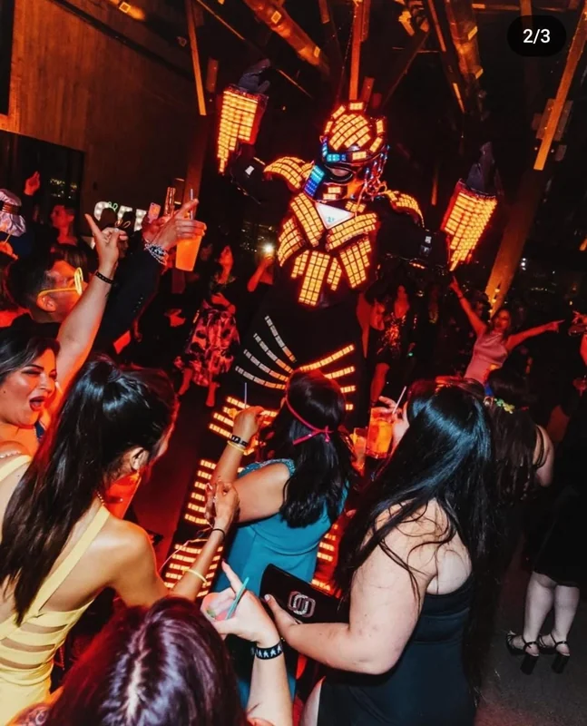 Gigantes Robot Led