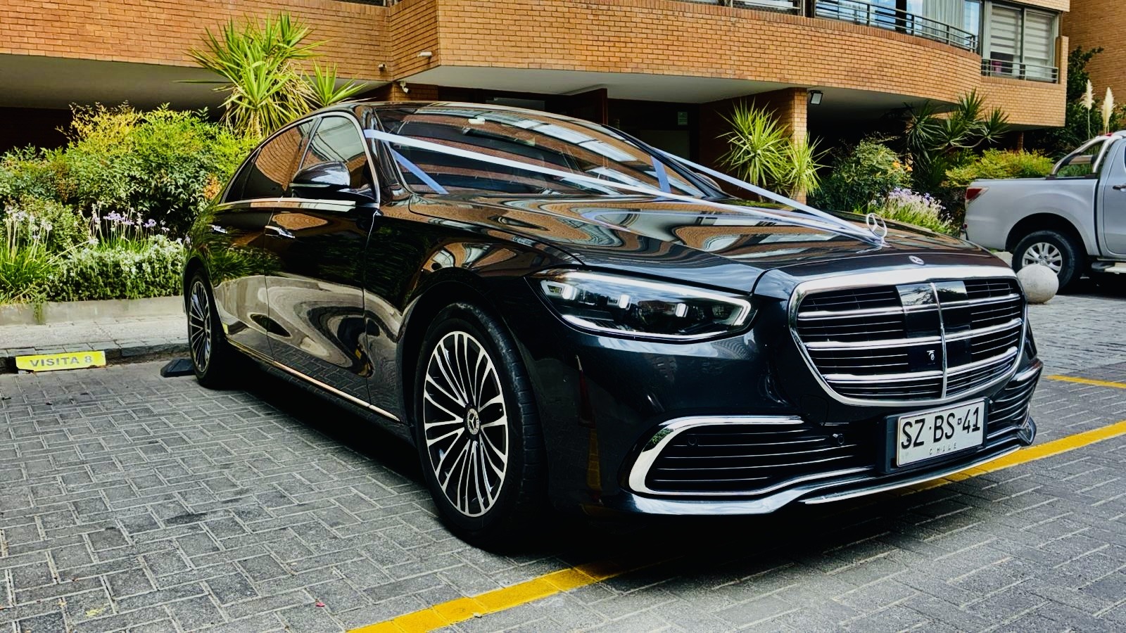 Lujo Leasing Inc.