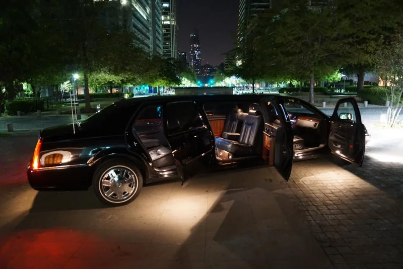 Limousine  + Noche Nupcial en Casona Lo Aguirre  