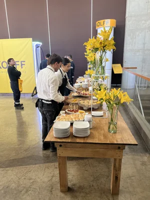 Tres toques limitada — Banquetería en Providencia — Imagen 1