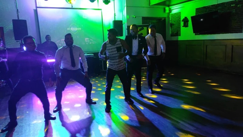  Animación para Cumpleaños y Celebraciones