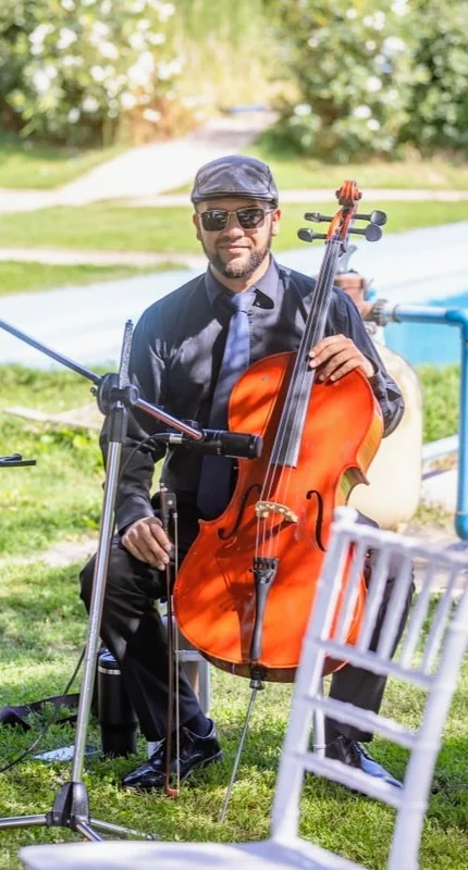 David Troncoso Music
