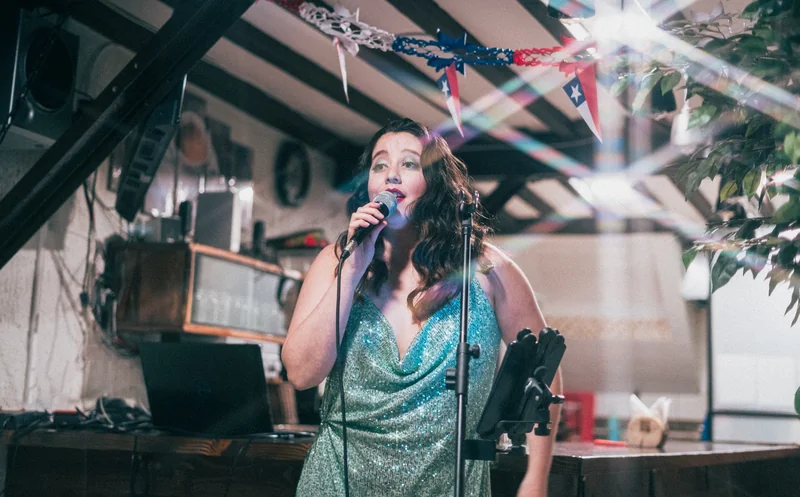 analia.a.m.v@gmail.com