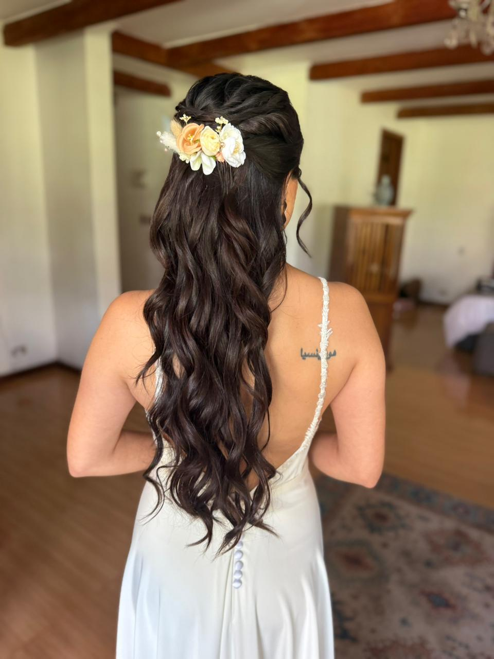 Javiera Díaz Maquillaje y Peinado Profesional - Imagen 2