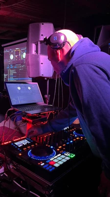 KRENN PRODUCCIONES SpA — DJ en Machalí — Imagen 1