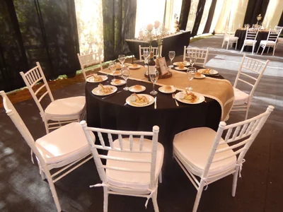 RESTAURANTES Y SERVICIOS DE COMIDAS MOVILES NICOLE ARAYA LEMUS EIRL — Banquetería en Región de Coquimbo — Imagen 1