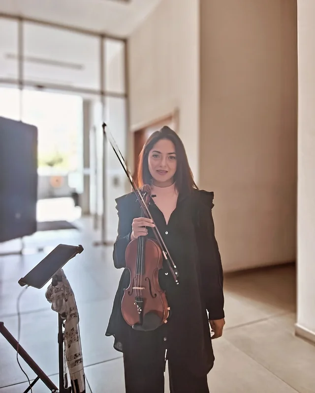 Música para cóctel o cena. 