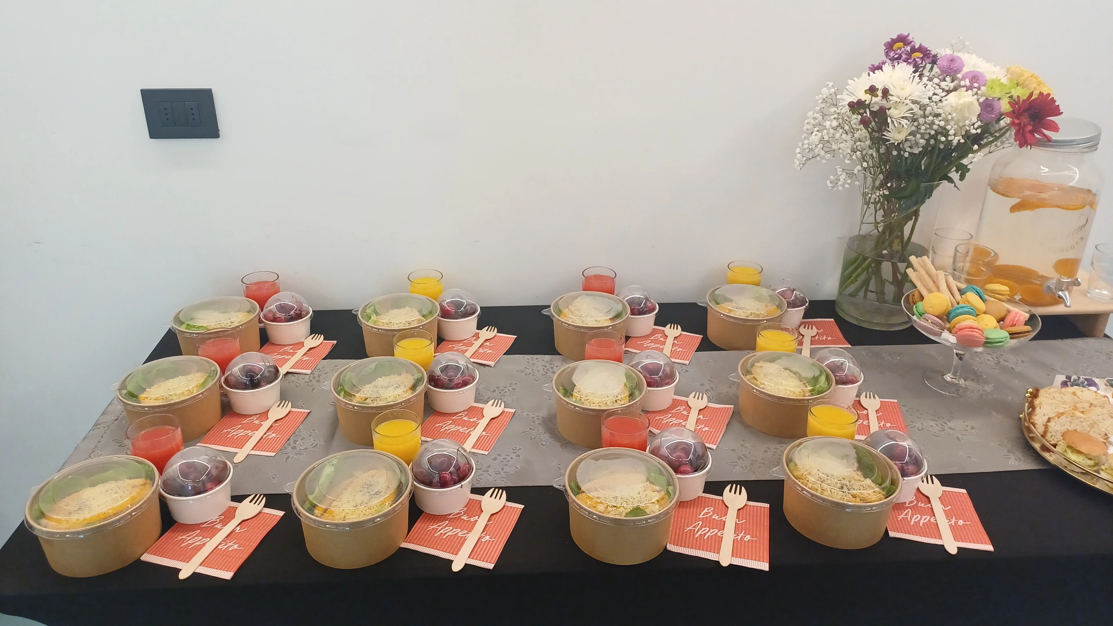 Coffee Break AM / PM