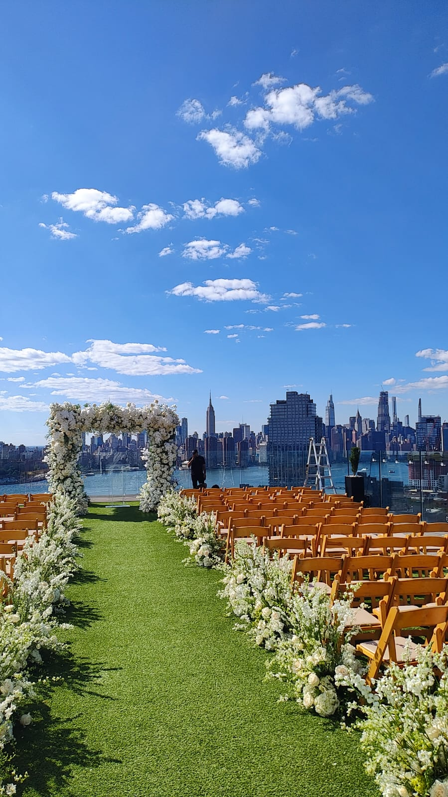 Simple rose floral designs - Imagen 3