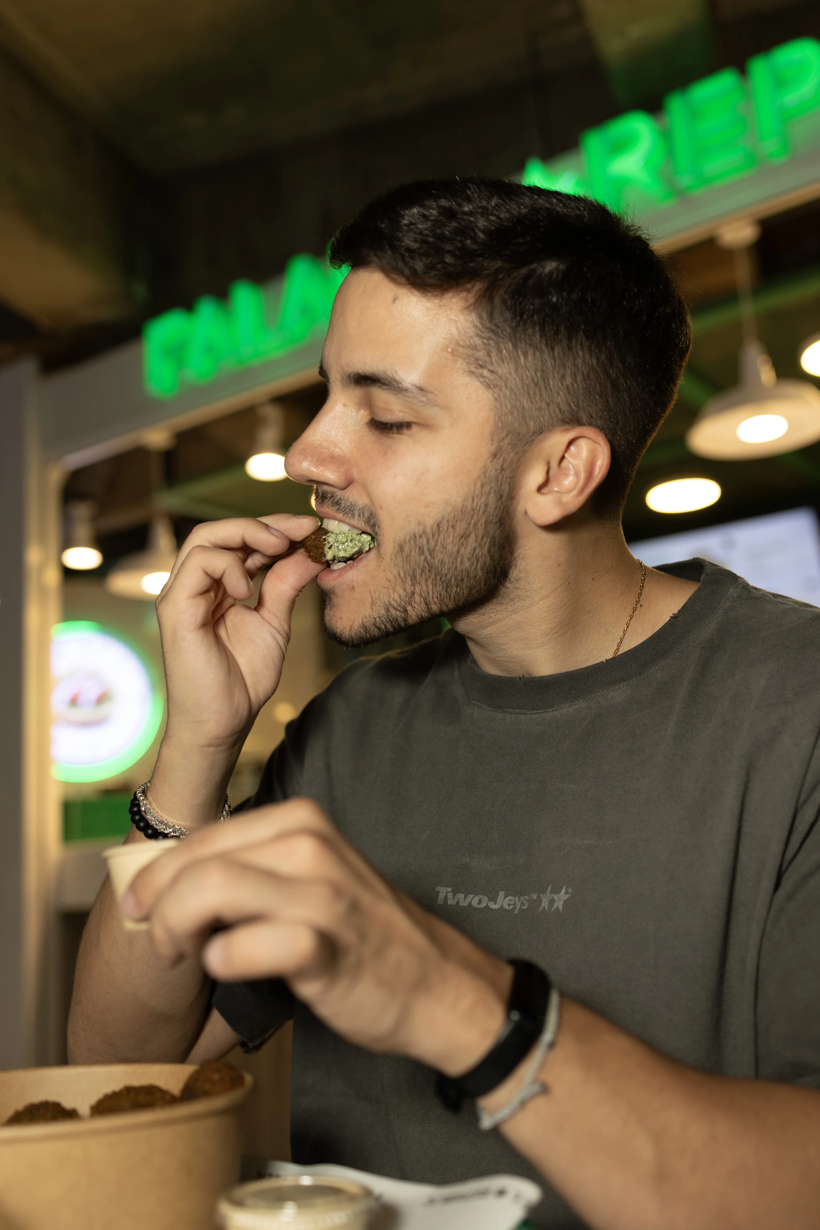 FALAFEL REPUBLIC - Imagen 1