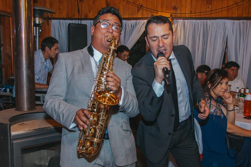 Jocsan Bravo Saxofonista