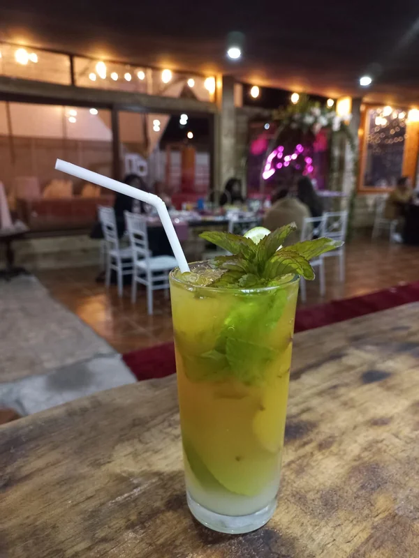 Flowers Bartender y garzones