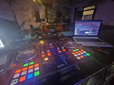 Luis Alfredo Labarca — DJ en Vitacura — Imagen 1