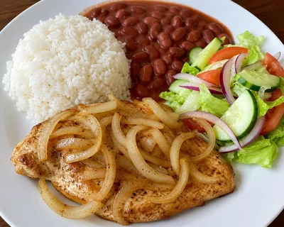 Leire Servicios de Comida Ltda — Banquetería en Curacaví — Imagen 1
