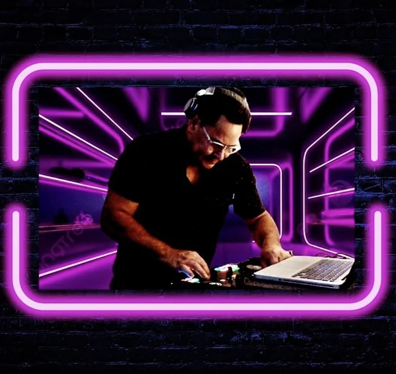 DJ RIFFO