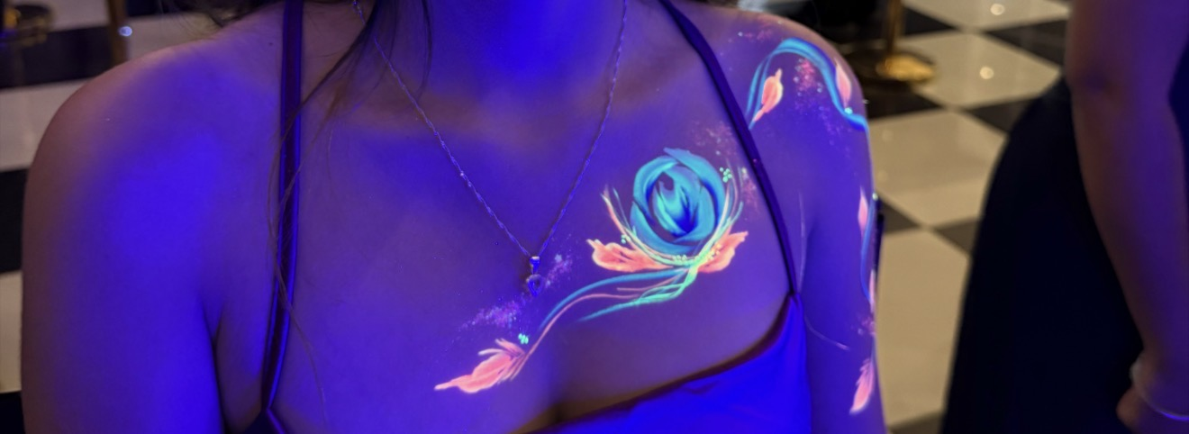 Maquillaje fluor y glitter bar - Imagen 1