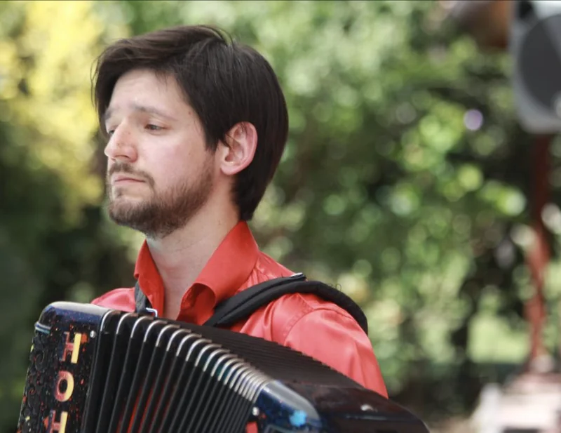 Pablo Téllez Acordeonista