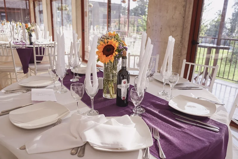 Banquetería Valentina Lira
