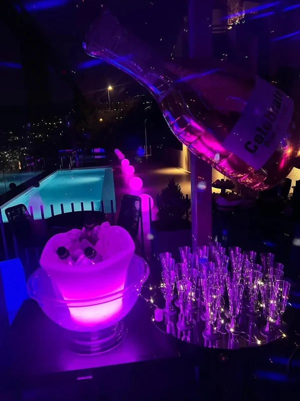 Luxes