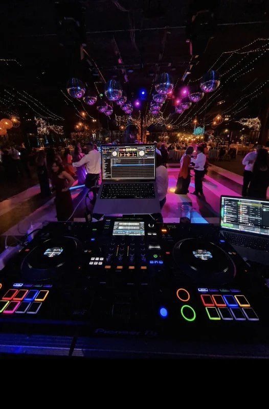 DJ y Música para Eventos